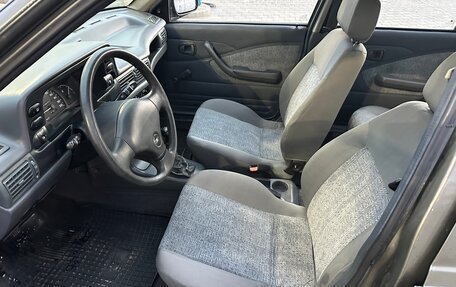 Daewoo Nexia I рестайлинг, 2003 год, 230 000 рублей, 13 фотография