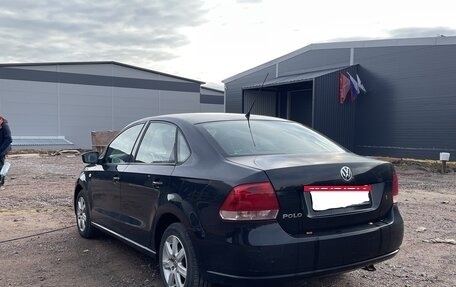 Volkswagen Polo VI (EU Market), 2011 год, 680 000 рублей, 3 фотография
