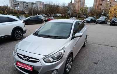 Hyundai Solaris II рестайлинг, 2013 год, 920 000 рублей, 1 фотография
