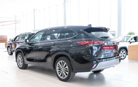 Toyota Highlander, 2025 год, 6 890 000 рублей, 5 фотография