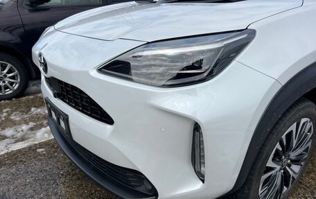 Toyota Yaris Cross, 2022 год, 1 800 000 рублей, 7 фотография