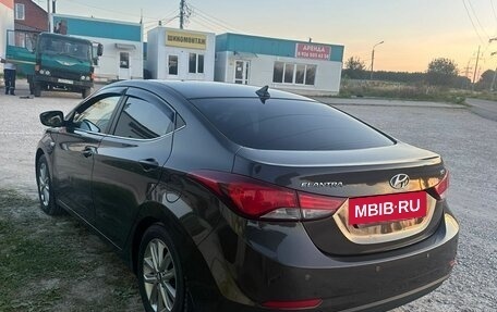Hyundai Elantra V, 2014 год, 1 350 000 рублей, 3 фотография