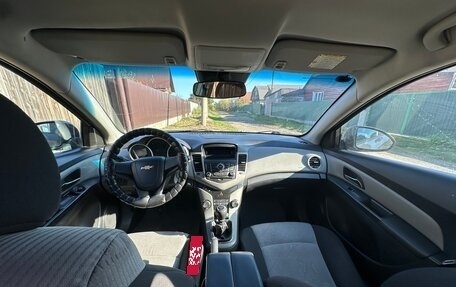 Chevrolet Cruze II, 2011 год, 620 000 рублей, 10 фотография