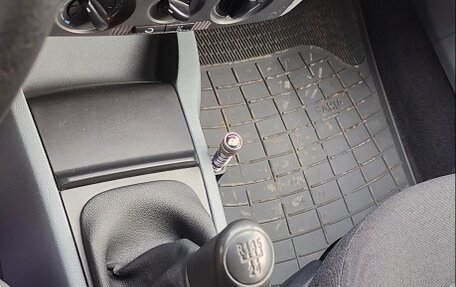 Skoda Fabia I, 2002 год, 400 000 рублей, 17 фотография