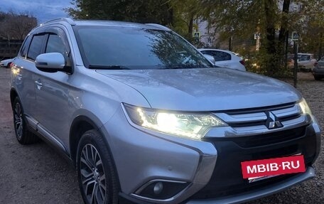 Mitsubishi Outlander III рестайлинг 3, 2017 год, 1 585 000 рублей, 3 фотография