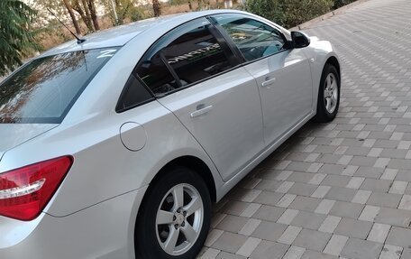 Chevrolet Cruze II, 2011 год, 750 000 рублей, 3 фотография