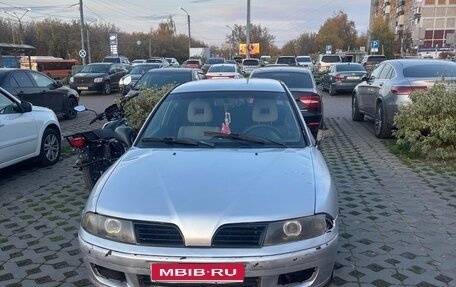 Mitsubishi Carisma I, 2002 год, 195 000 рублей, 1 фотография