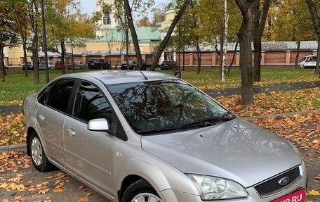 Ford Focus II рестайлинг, 2005 год, 349 000 рублей, 1 фотография