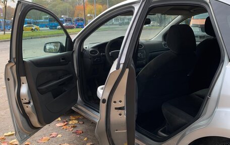 Ford Focus II рестайлинг, 2005 год, 349 000 рублей, 9 фотография