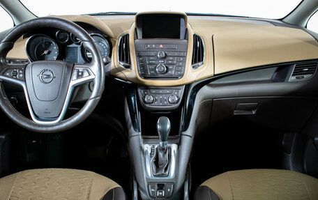 Opel Zafira C рестайлинг, 2013 год, 1 190 000 рублей, 10 фотография