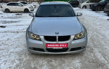 BMW 3 серия, 2007 год, 1 100 000 рублей, 1 фотография