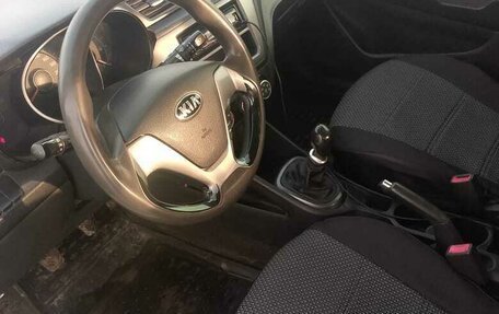 KIA Rio III рестайлинг, 2015 год, 830 000 рублей, 6 фотография