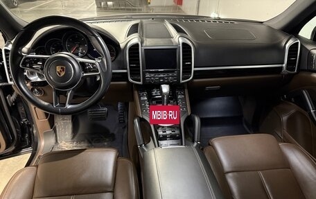 Porsche Cayenne III, 2015 год, 4 950 000 рублей, 14 фотография