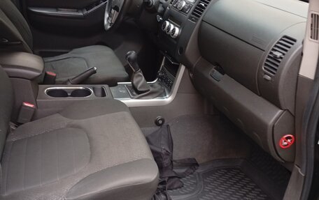 Nissan Navara (Frontier), 2010 год, 1 000 000 рублей, 21 фотография