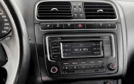 Volkswagen Polo VI (EU Market), 2011 год, 575 000 рублей, 4 фотография