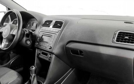 Volkswagen Polo VI (EU Market), 2011 год, 575 000 рублей, 6 фотография