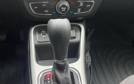 Jeep Compass II, 2019 год, 1 850 000 рублей, 18 фотография