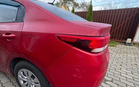 KIA Rio IV, 2018 год, 900 000 рублей, 3 фотография