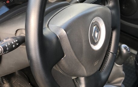 Renault Sandero I, 2012 год, 550 000 рублей, 2 фотография