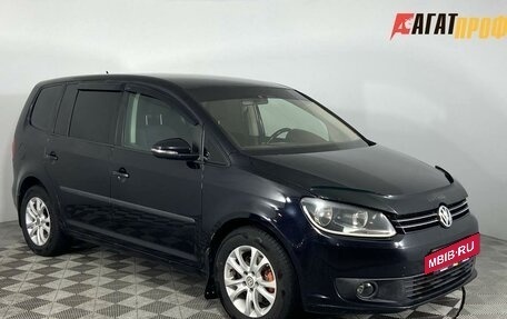 Volkswagen Touran III, 2011 год, 850 000 рублей, 3 фотография