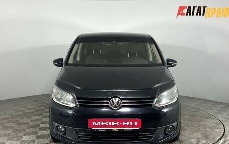 Volkswagen Touran III, 2011 год, 850 000 рублей, 2 фотография