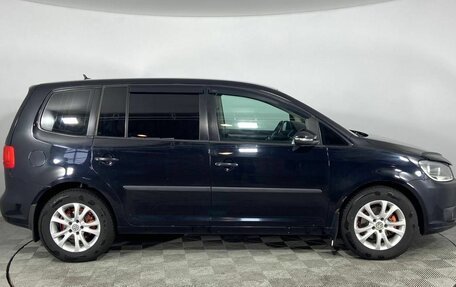 Volkswagen Touran III, 2011 год, 850 000 рублей, 4 фотография