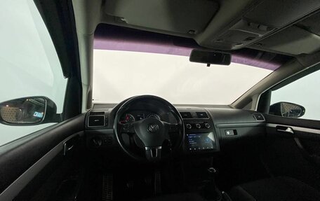 Volkswagen Touran III, 2011 год, 850 000 рублей, 15 фотография