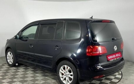 Volkswagen Touran III, 2011 год, 850 000 рублей, 7 фотография