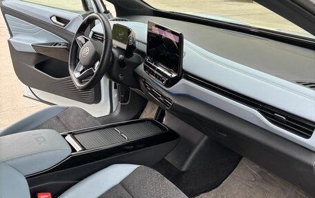 Volkswagen ID.4, 2022 год, 3 950 000 рублей, 8 фотография