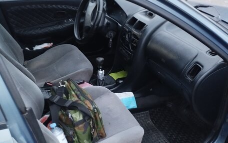 Mitsubishi Carisma I, 1997 год, 130 000 рублей, 11 фотография