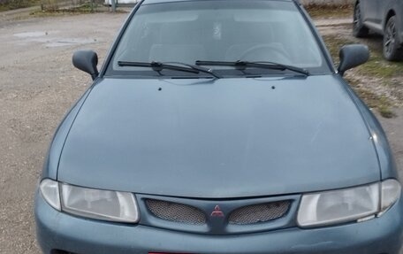 Mitsubishi Carisma I, 1997 год, 130 000 рублей, 13 фотография