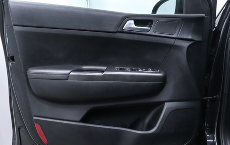 KIA Sportage IV рестайлинг, 2020 год, 2 420 000 рублей, 7 фотография