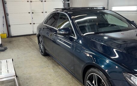 Mercedes-Benz E-Класс, 2016 год, 2 500 000 рублей, 18 фотография