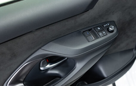 Toyota Yaris, 2024 год, 6 490 000 рублей, 9 фотография