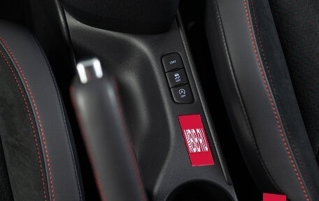 Toyota Yaris, 2024 год, 6 490 000 рублей, 23 фотография