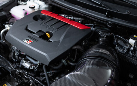 Toyota Yaris, 2024 год, 6 490 000 рублей, 29 фотография