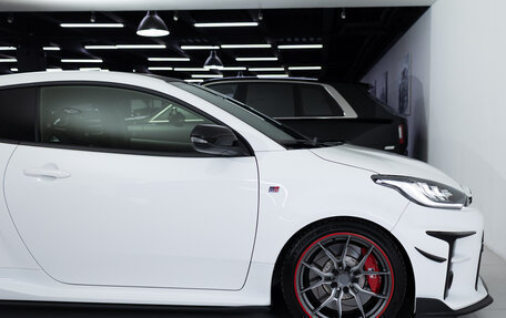 Toyota Yaris, 2024 год, 6 490 000 рублей, 36 фотография