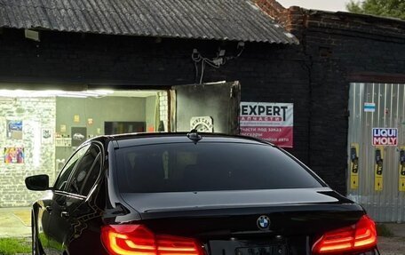 BMW 5 серия, 2019 год, 2 250 000 рублей, 26 фотография