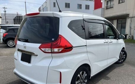 Honda Freed II, 2022 год, 1 476 000 рублей, 5 фотография