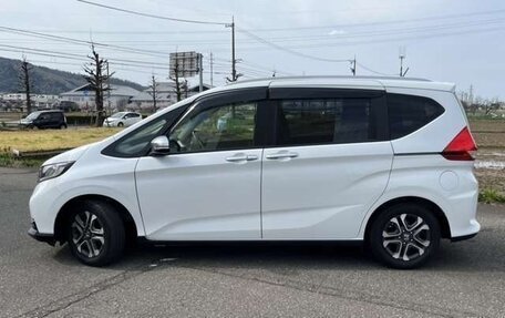 Honda Freed II, 2022 год, 1 476 000 рублей, 8 фотография