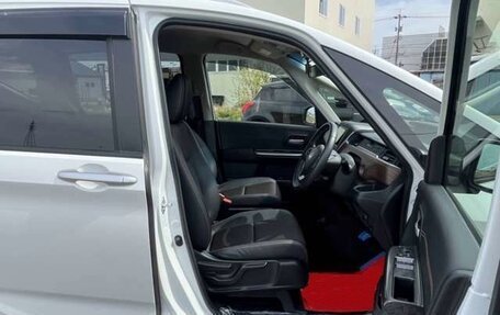 Honda Freed II, 2022 год, 1 476 000 рублей, 9 фотография