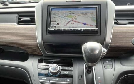 Honda Freed II, 2022 год, 1 476 000 рублей, 12 фотография