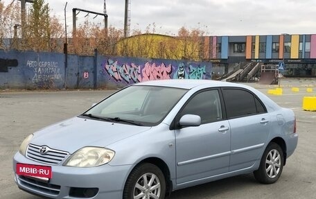 Toyota Corolla, 2004 год, 650 000 рублей, 2 фотография