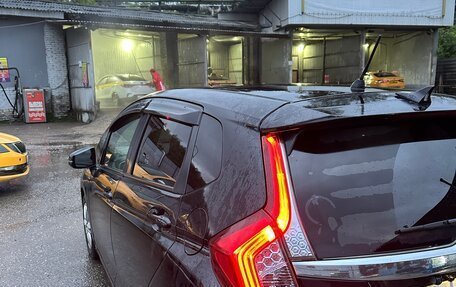 Honda Fit III, 2013 год, 850 000 рублей, 9 фотография