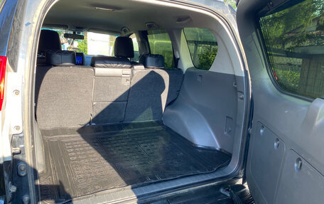 Toyota Land Cruiser Prado 150 рестайлинг 2, 2012 год, 3 300 000 рублей, 30 фотография