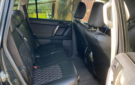 Toyota Land Cruiser Prado 150 рестайлинг 2, 2012 год, 3 300 000 рублей, 31 фотография