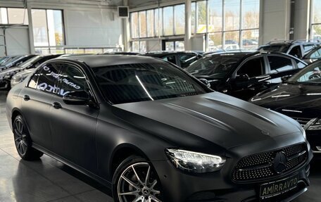 Mercedes-Benz E-Класс, 2021 год, 3 250 000 рублей, 3 фотография
