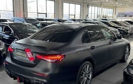 Mercedes-Benz E-Класс, 2021 год, 3 250 000 рублей, 6 фотография