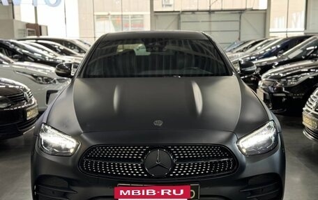 Mercedes-Benz E-Класс, 2021 год, 3 250 000 рублей, 2 фотография