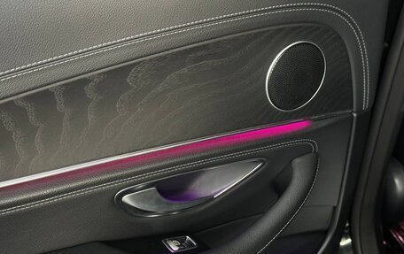 Mercedes-Benz E-Класс, 2021 год, 3 250 000 рублей, 19 фотография